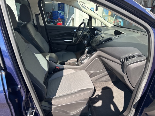 2017 Ford C-Max Hybrid SE photo 19