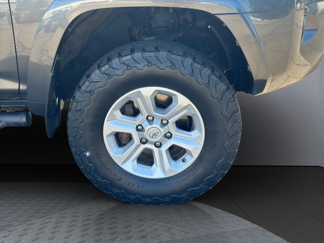 2016 Toyota 4Runner Limited photo 27
