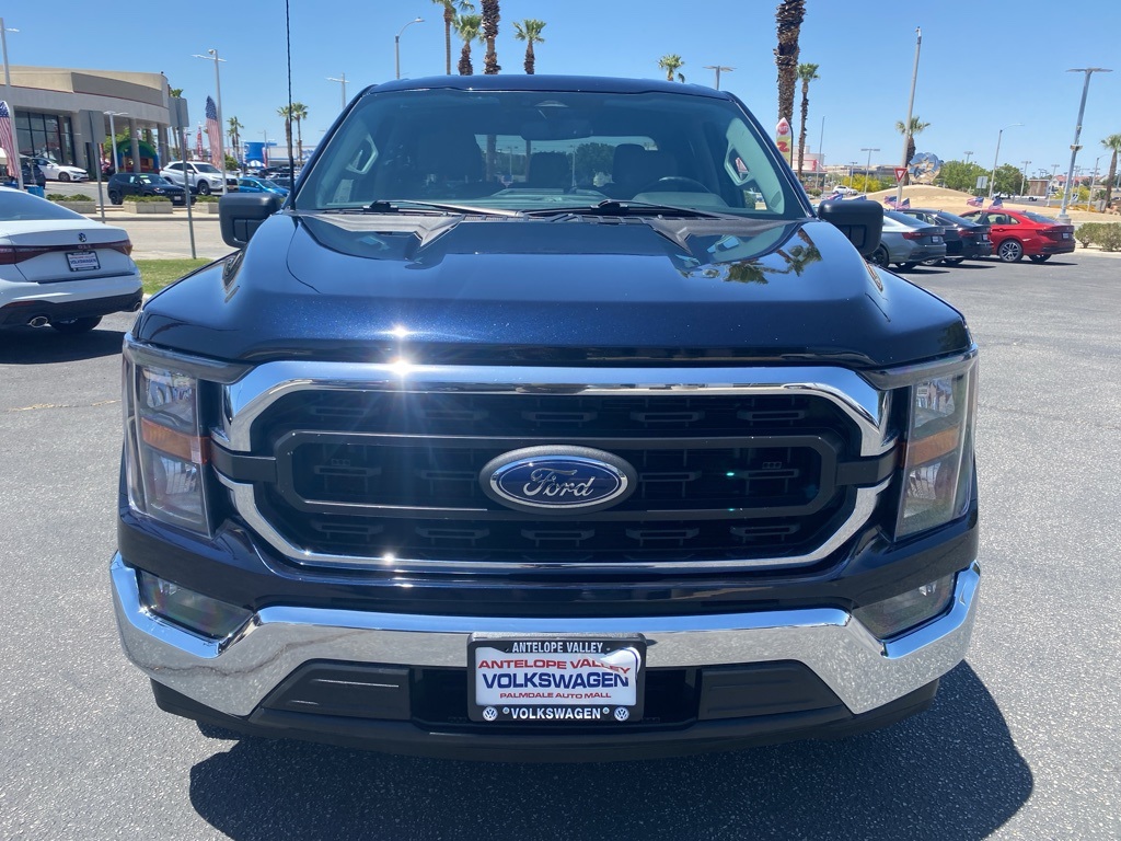 2023 Ford F-150 XLT photo 2