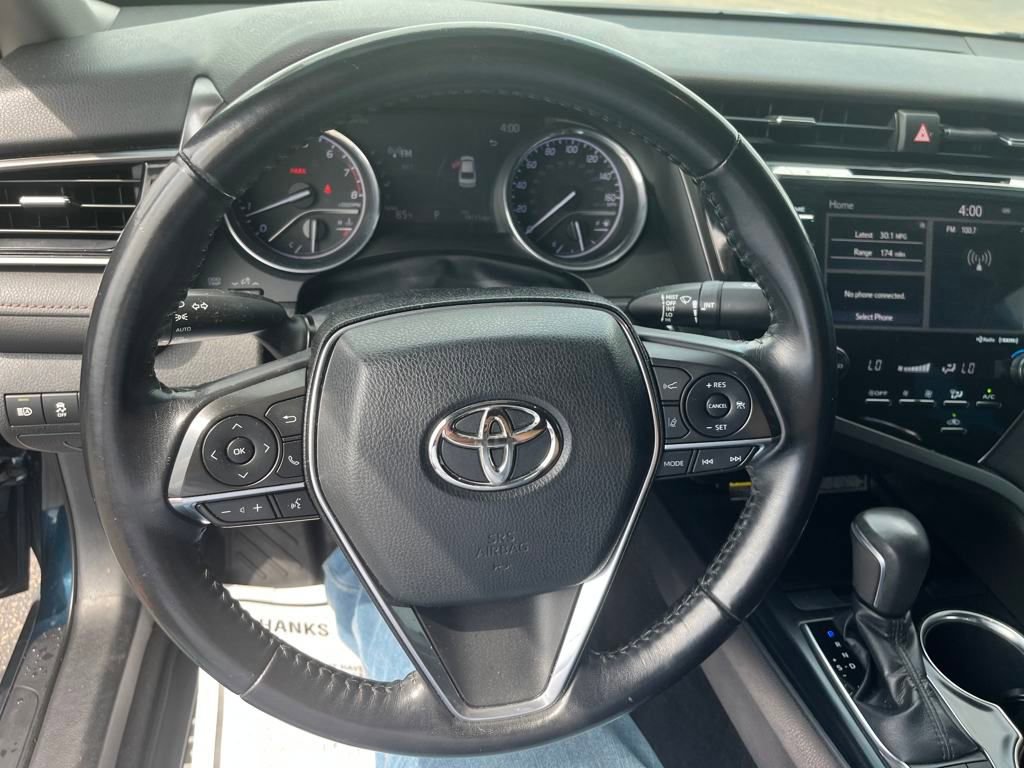2019 Toyota Camry LE photo 7