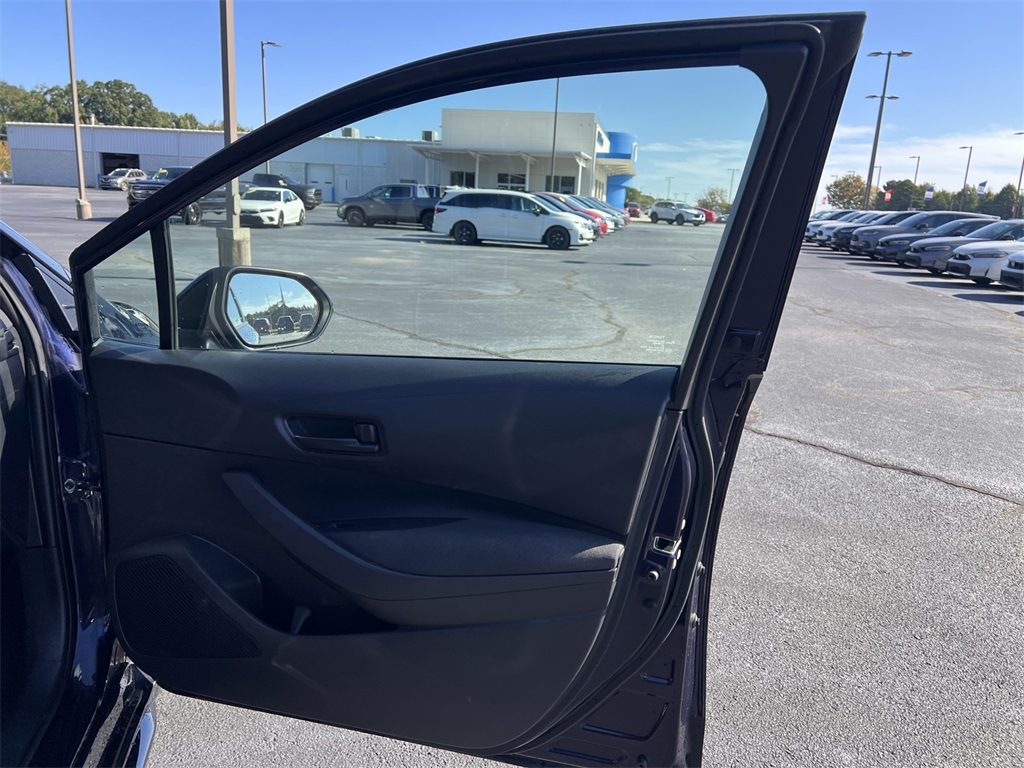 2023 Toyota Corolla LE photo 15