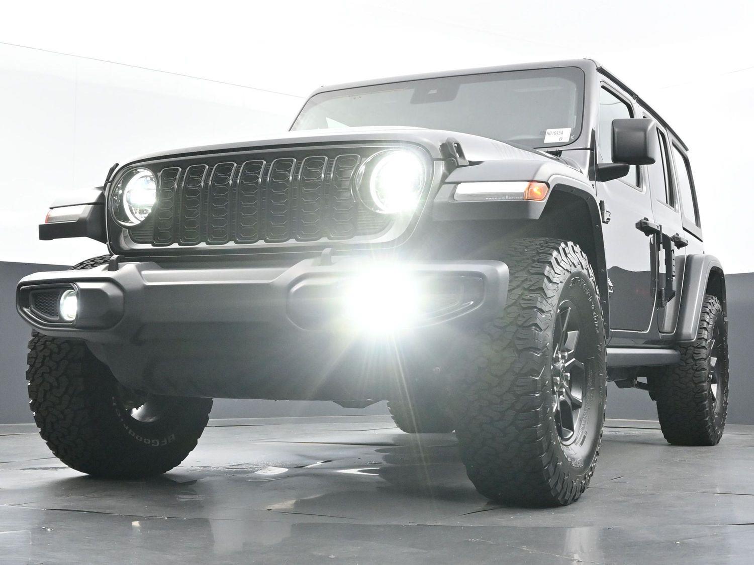 2024 Jeep Wrangler Willys photo 44