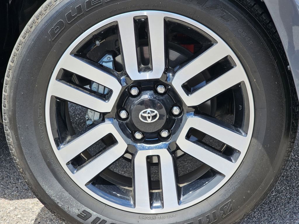 2024 Toyota 4Runner Limited photo 9