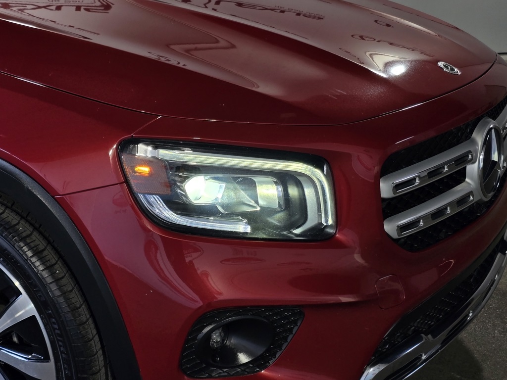 2021 Mercedes Benz GLB 250 photo 5