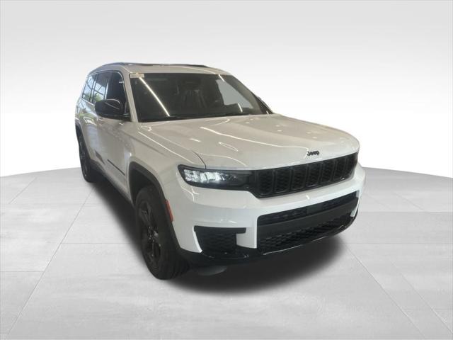 2025 Jeep Grand Cherokee Altitude X photo 9