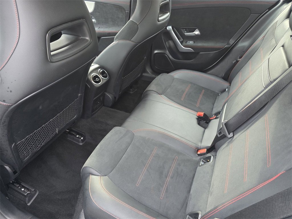 2023 Mercedes Benz CLA 250 photo 12