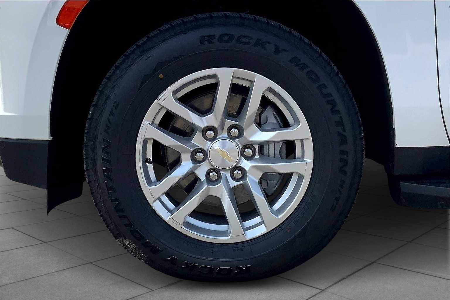 2021 Chevrolet Tahoe LT photo 17