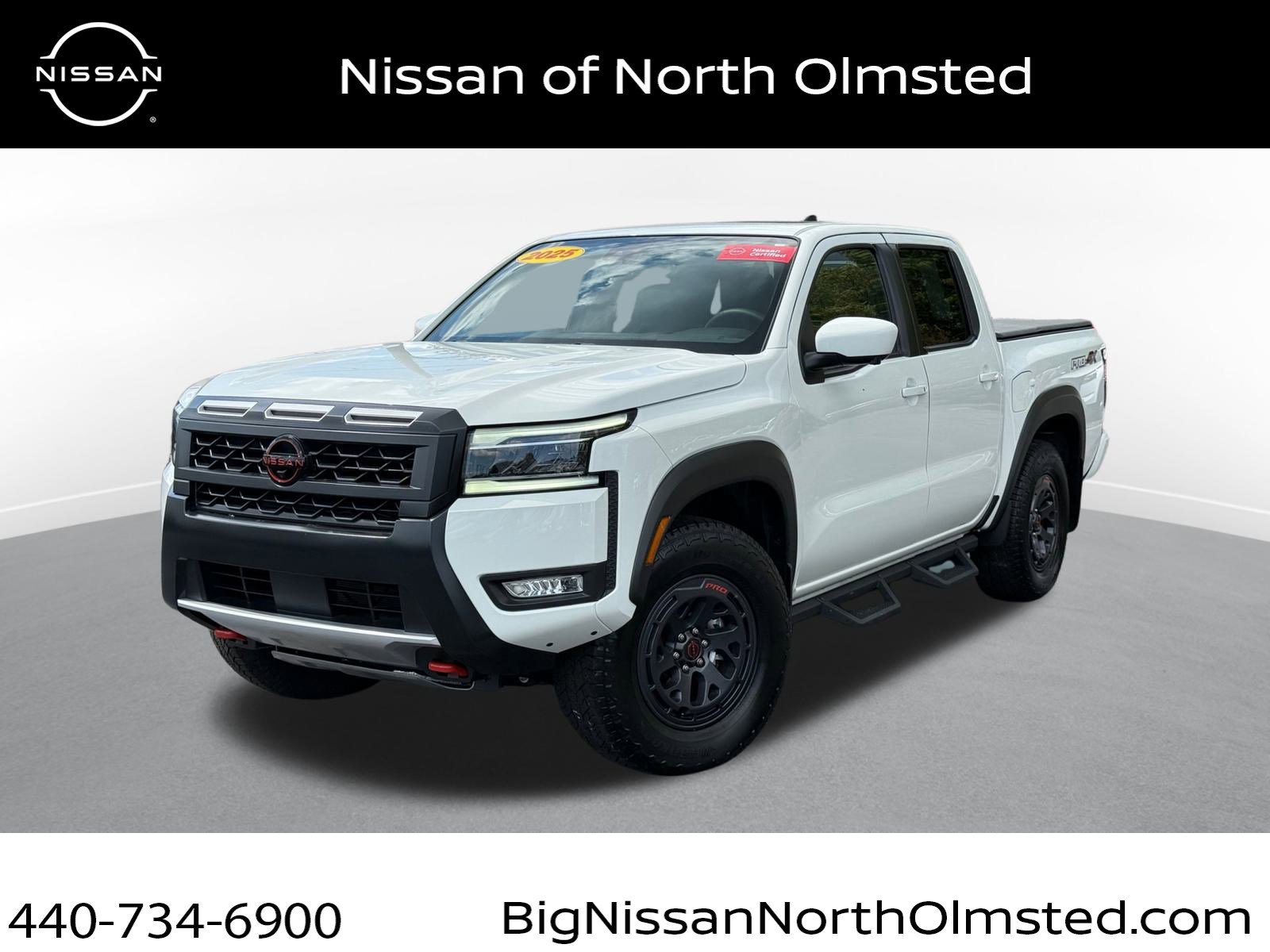 2025 Nissan Frontier PRO-4X's photo