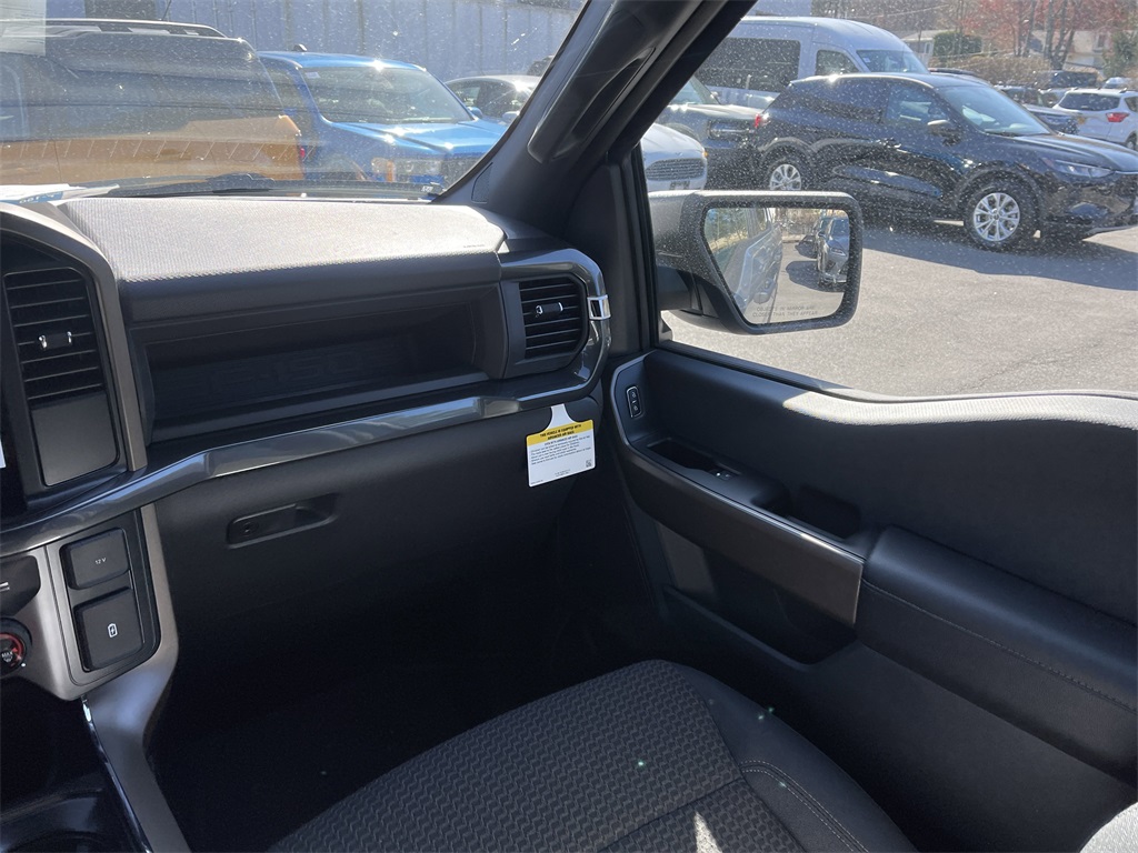 2024 Ford F-150 STX photo 11