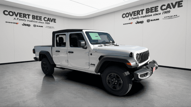 2025 Jeep Gladiator Sport's photo
