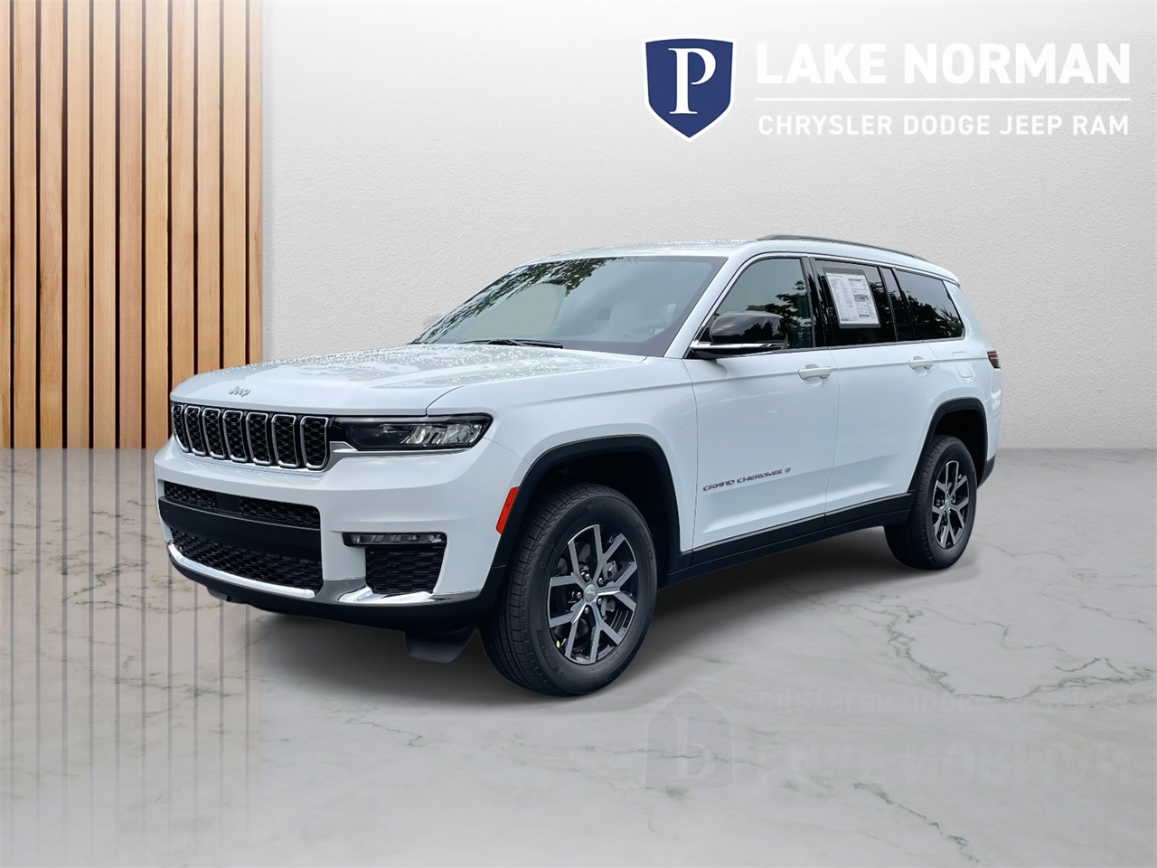 2025 Jeep Grand Cherokee Limited photo 2