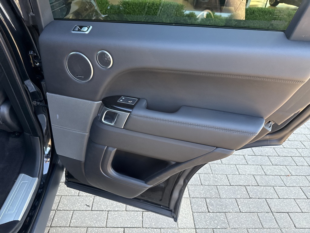 2021 Land Rover Range Rover Sport HSE Silver Edition photo 19