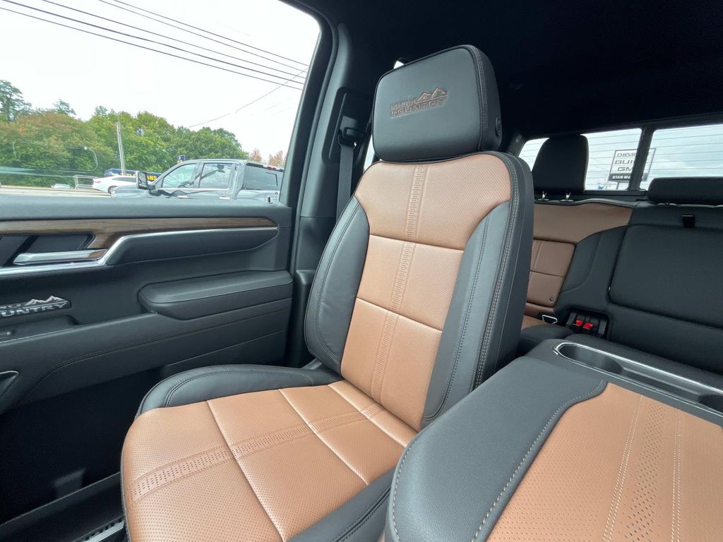 2026 Chevrolet Silverado 1500 High Country photo 24