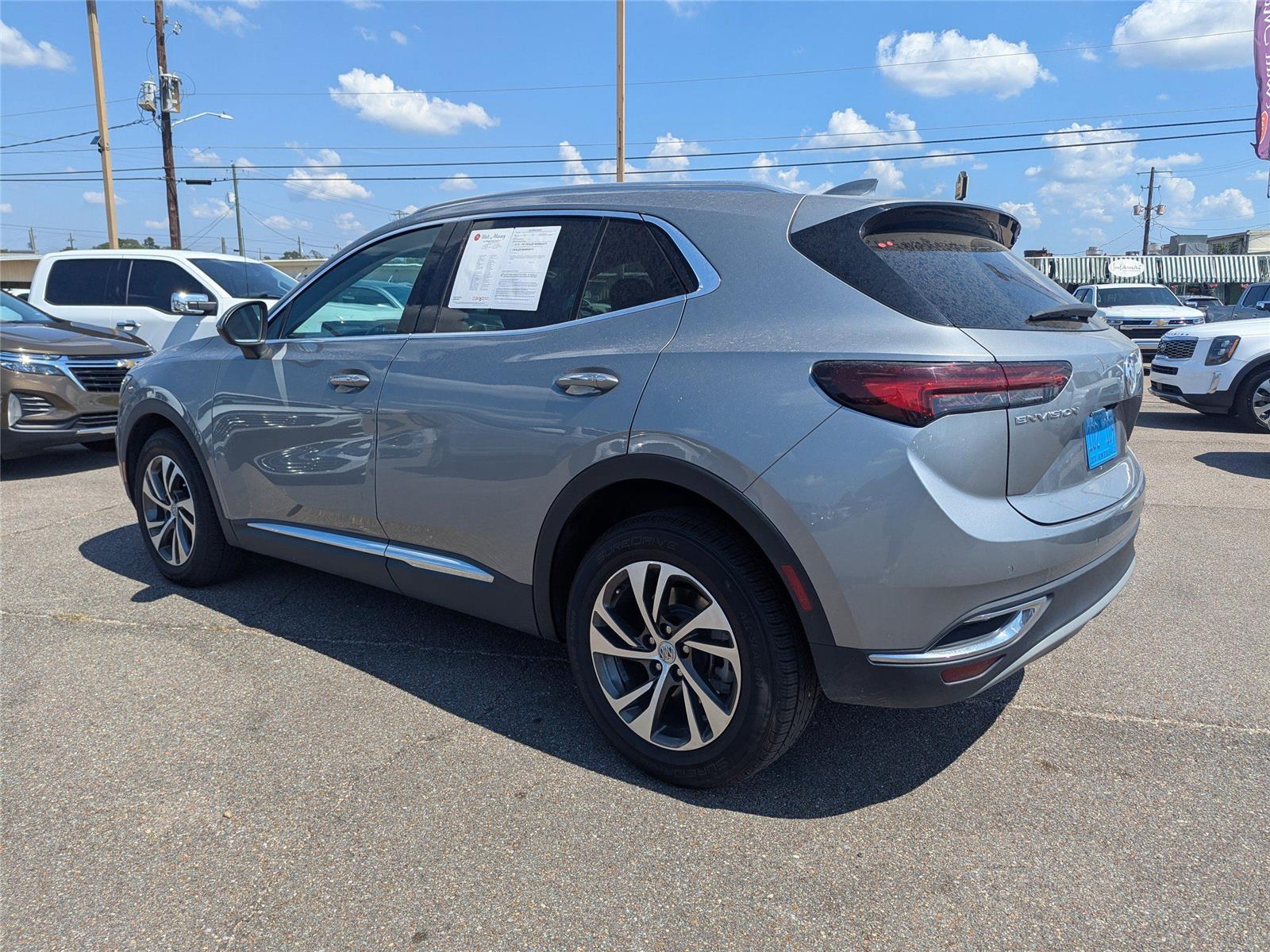 2023 Buick Envision Essence photo 3