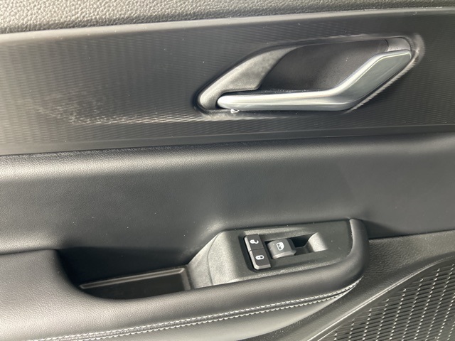 2025 Jeep Grand Cherokee Laredo Altitude photo 35