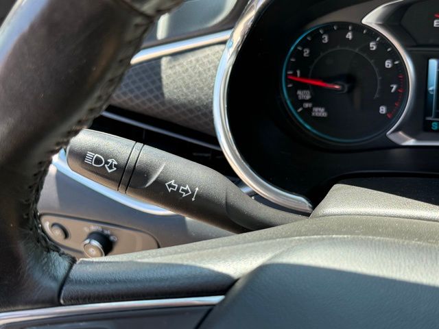 Used 2016 Iridescent Pearl Tricoat Chevrolet LT image 25