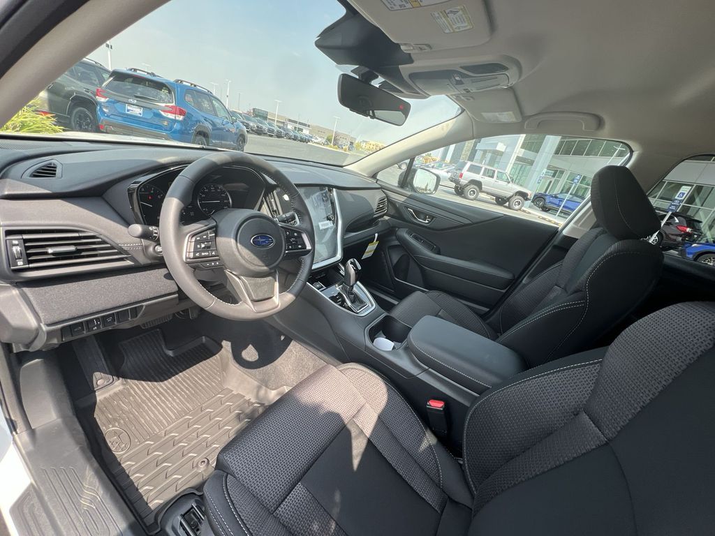 2025 Subaru Outback Premium photo 9