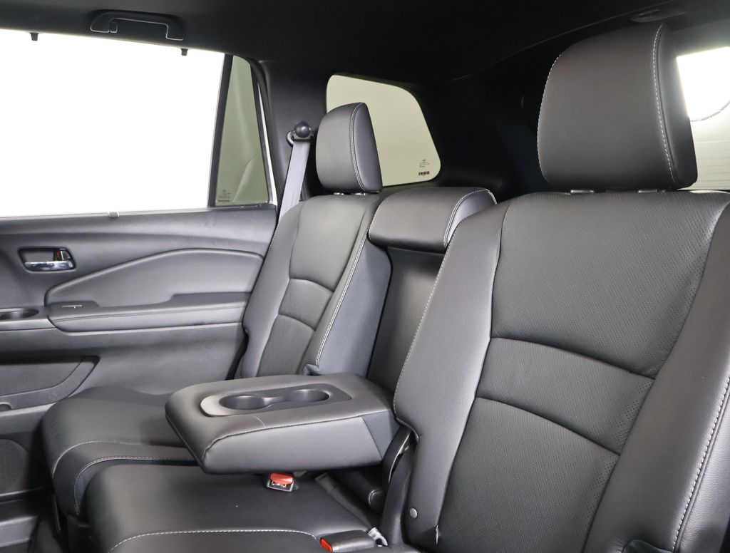 2021 Honda Passport EX-L photo 16