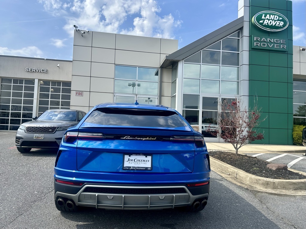 2019 Lamborghini Urus Base photo 18