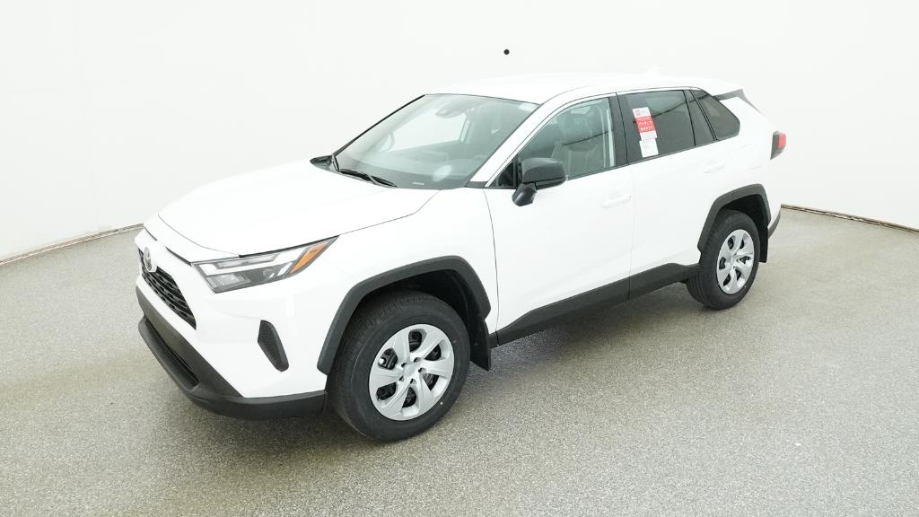 2025 Toyota RAV4 LE's photo