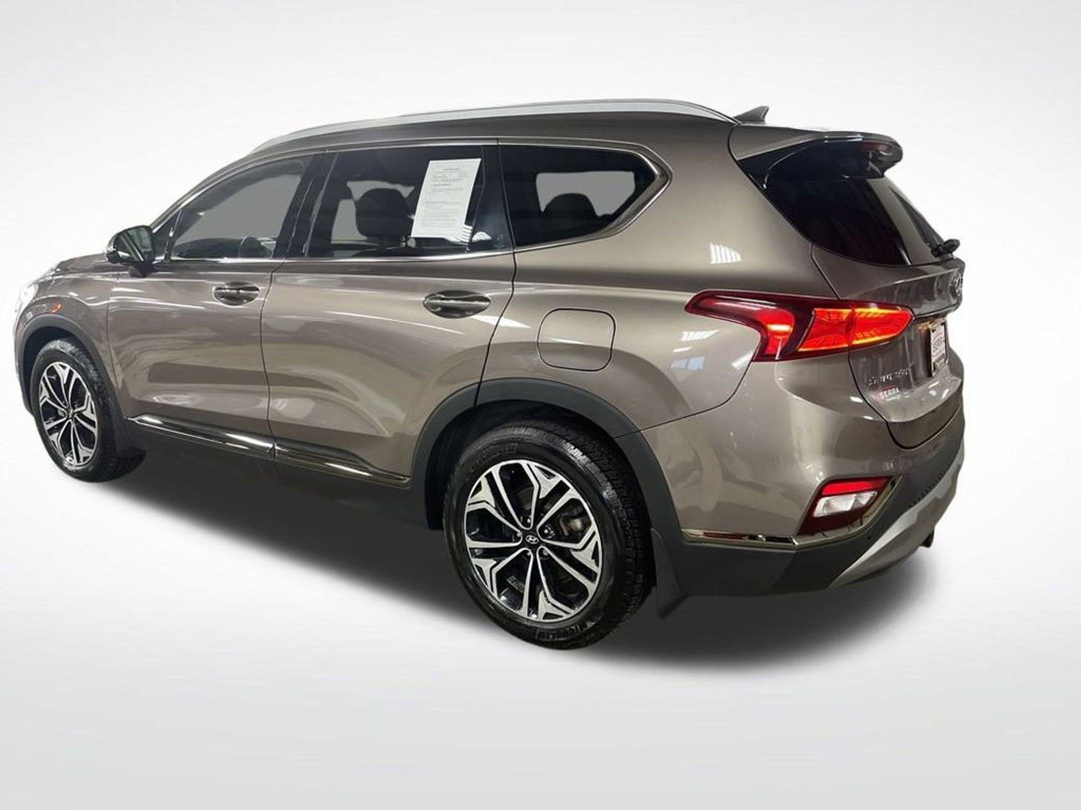 2020 Hyundai Santa Fe Limited photo 2