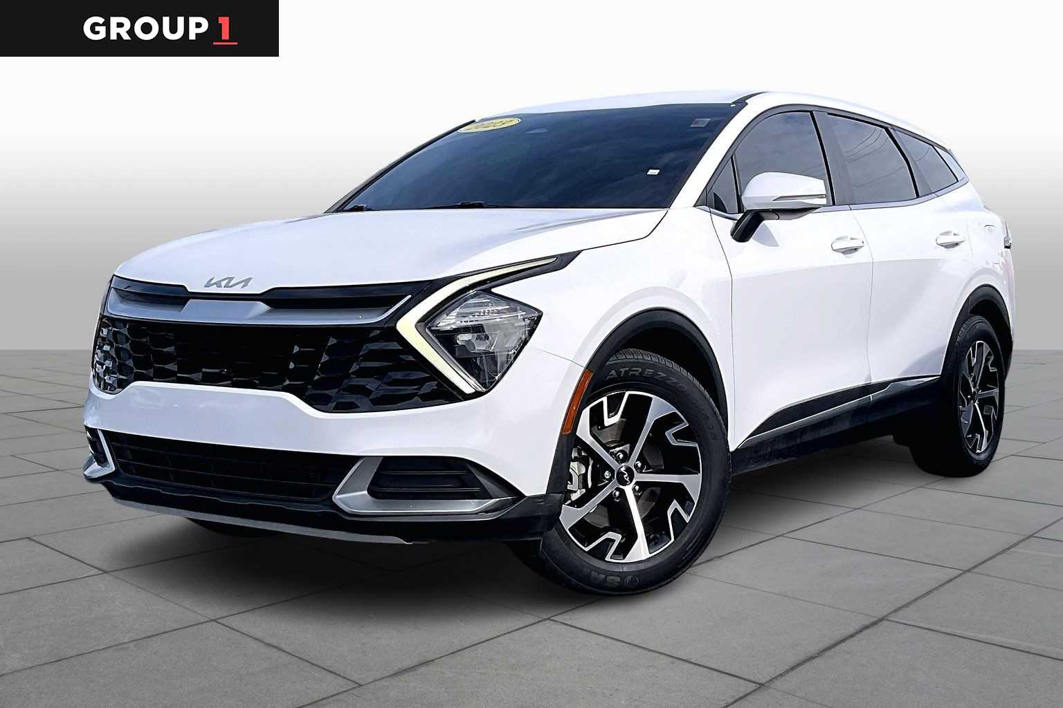 2023 Kia Sportage EX's photo