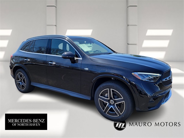 2025 Mercedes-Benz GLC Base's photo