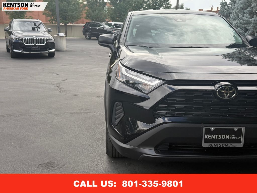 2024 Toyota RAV4 LE photo 11