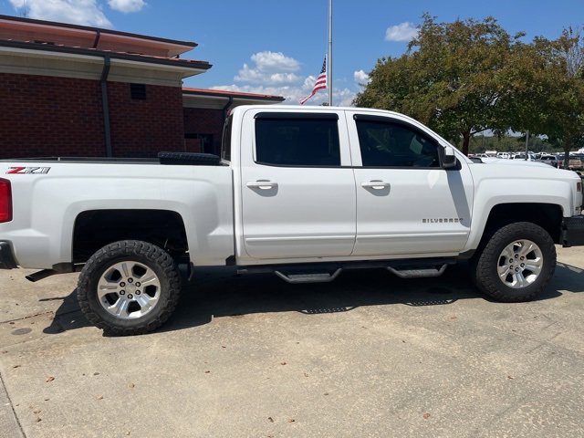 2018 Chevrolet Silverado 1500 LTZ photo 8