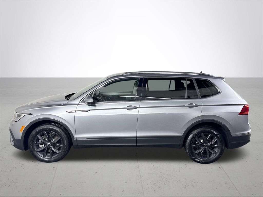 2024 Volkswagen Tiguan SE Wolfsburg Edition photo 9