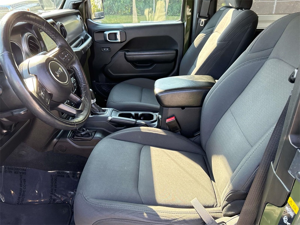 2022 Jeep Wrangler Sport S photo 13