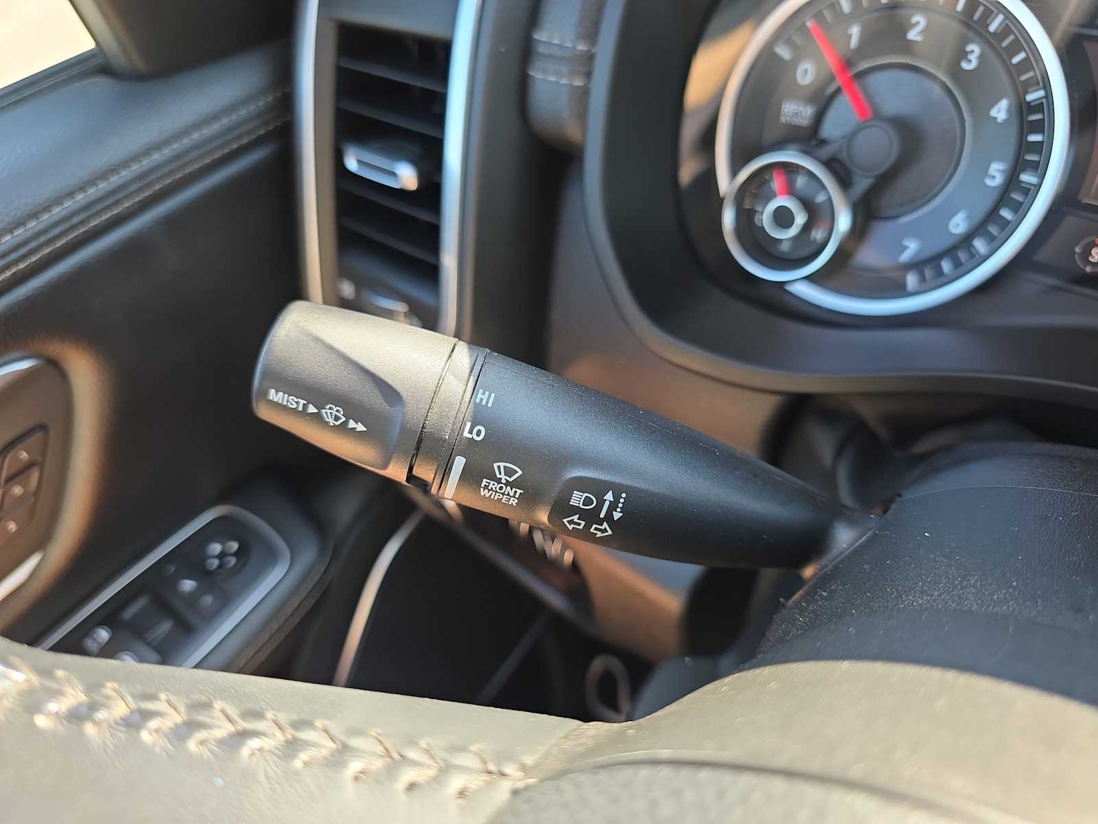 2020 Ram 1500 Laramie photo 24
