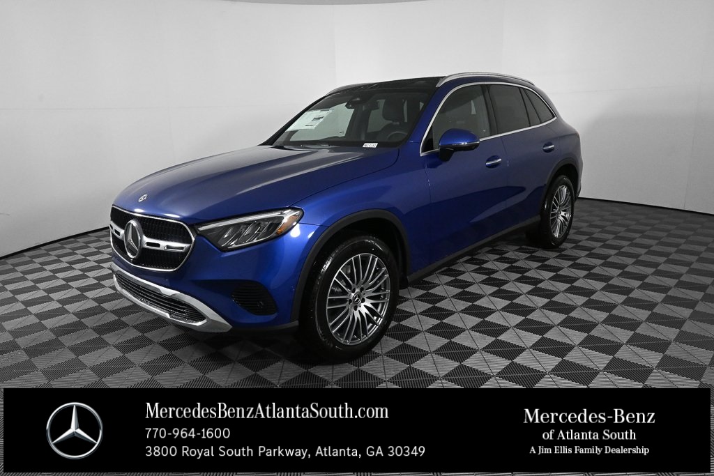 2026 Mercedes-Benz GLC Base's photo