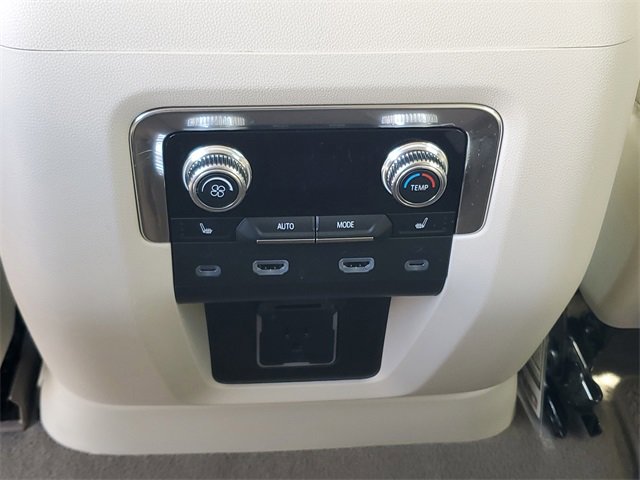 2024 Gmc Yukon Denali photo 23