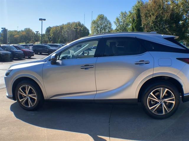 2023 Lexus RX 350 Premium photo 4