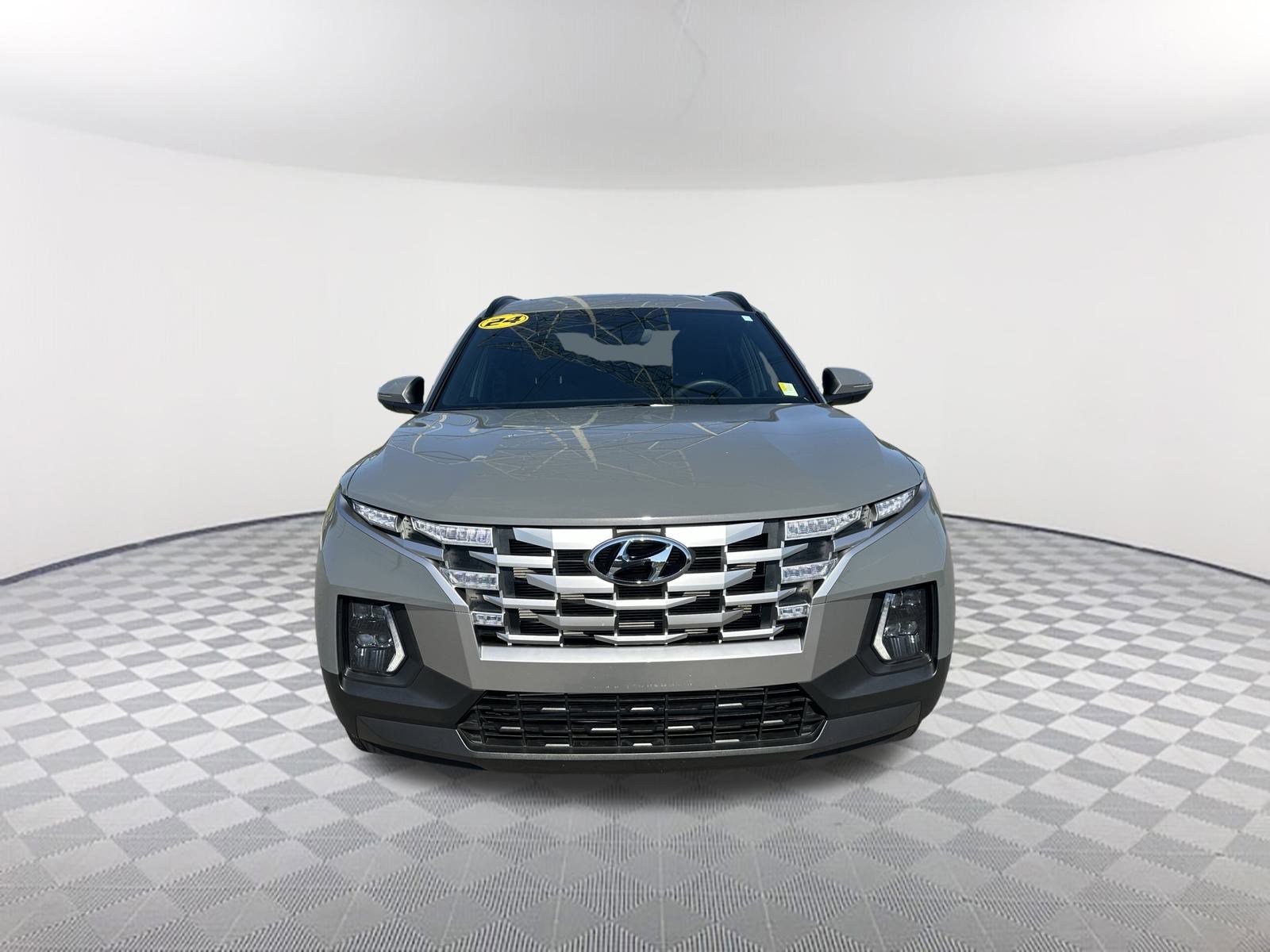 2024 Hyundai Santa Cruz SEL Activity Night photo 2