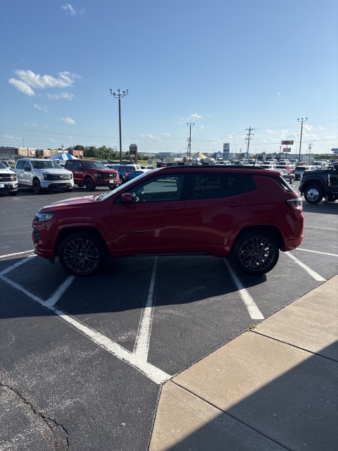 2023 Jeep Compass Limited photo 4
