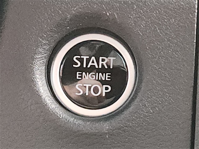 2025 Nissan Frontier Crew Cab PRO-4X photo 13