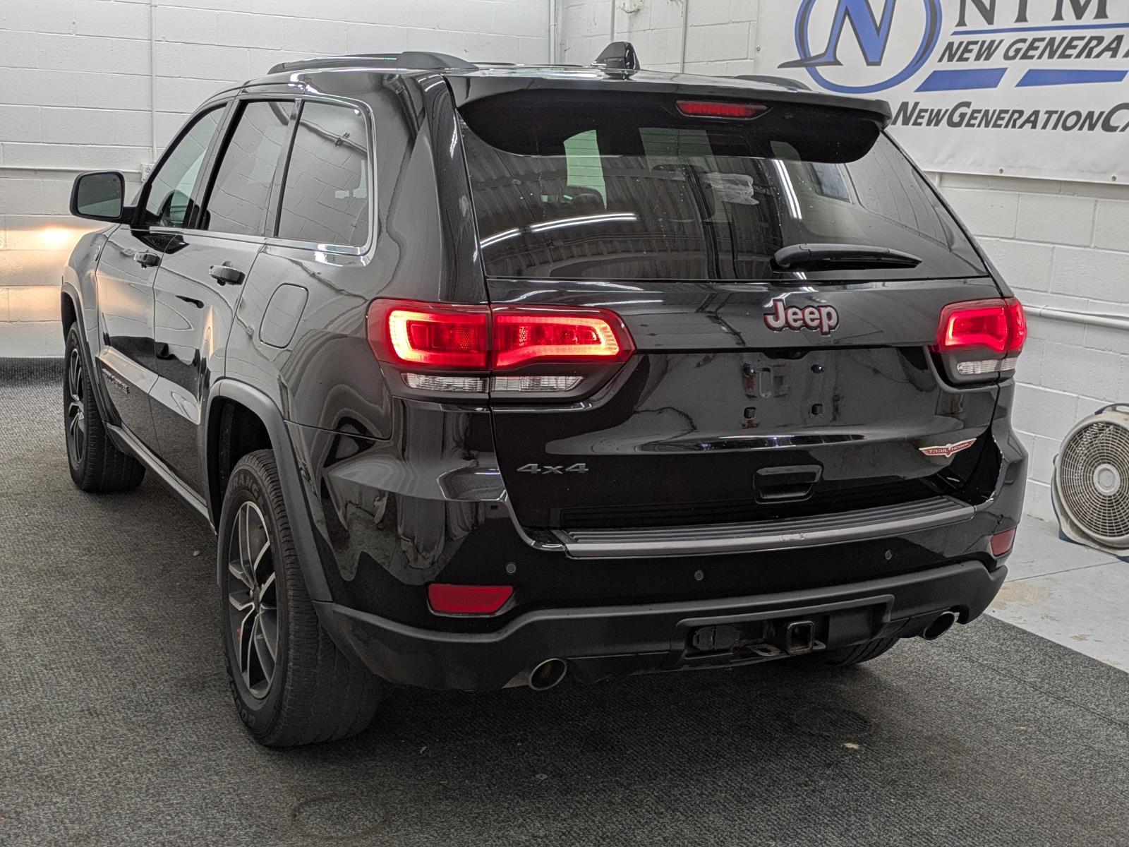2020 Jeep Grand Cherokee Trailhawk photo 17