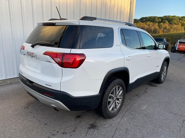 2017 Gmc Acadia SLE photo 4