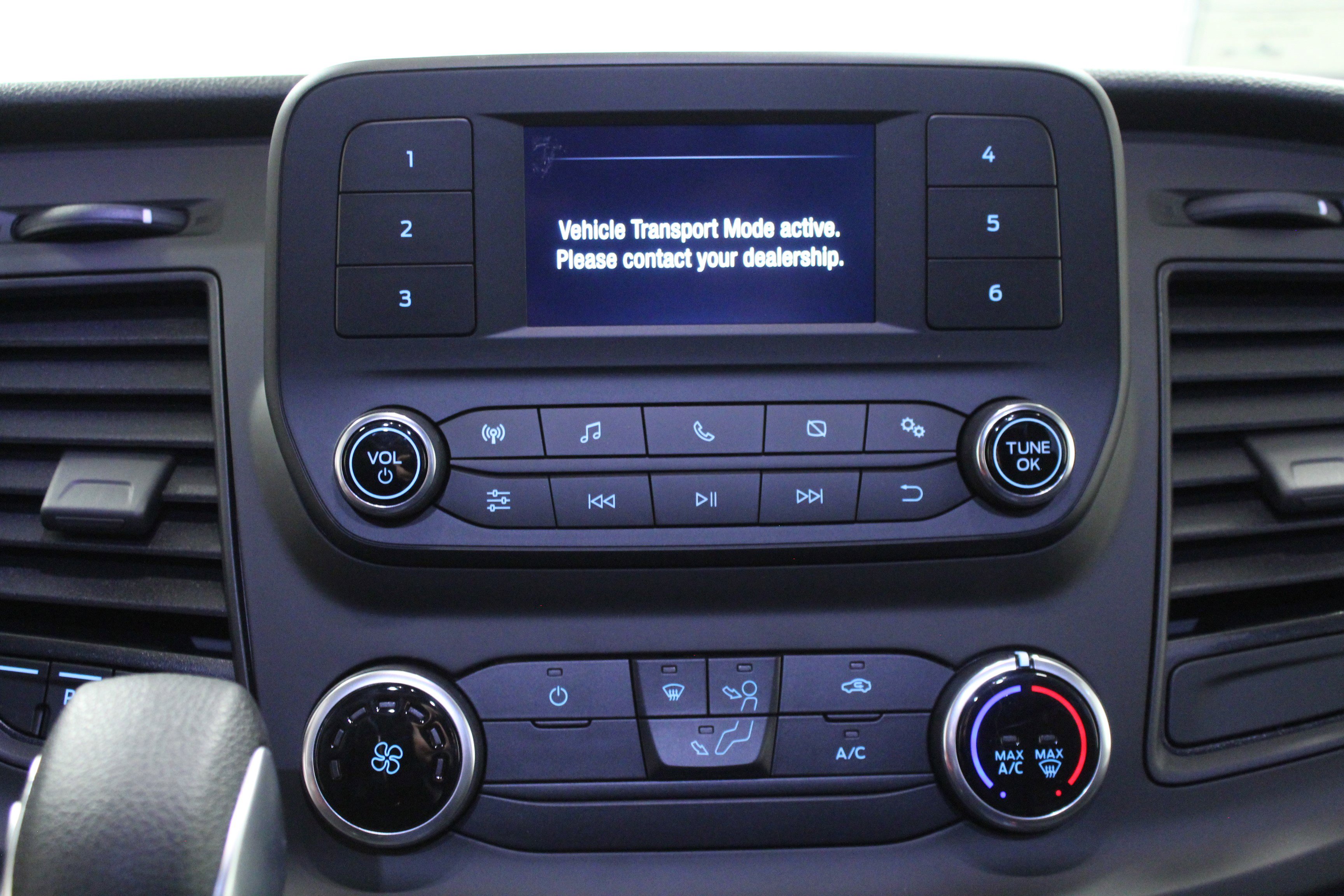 2025 Ford Transit Cargo Van photo 18