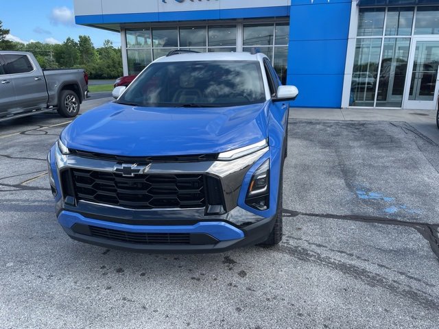 2026 Chevrolet Equinox ACTIV's photo