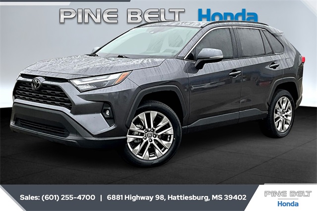 2024 Toyota RAV4 XLE Premium photo 10