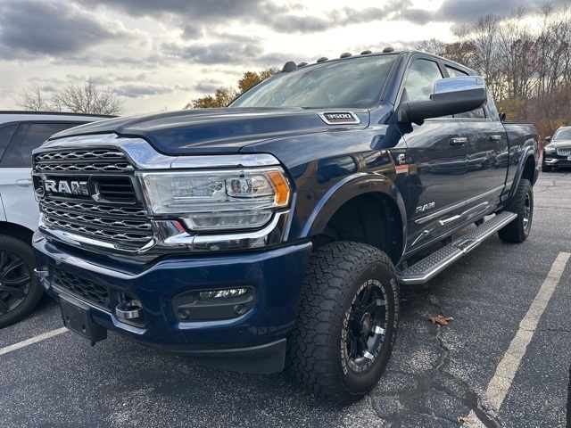 2022 RAM Ram 3500 Pickup Limited's photo