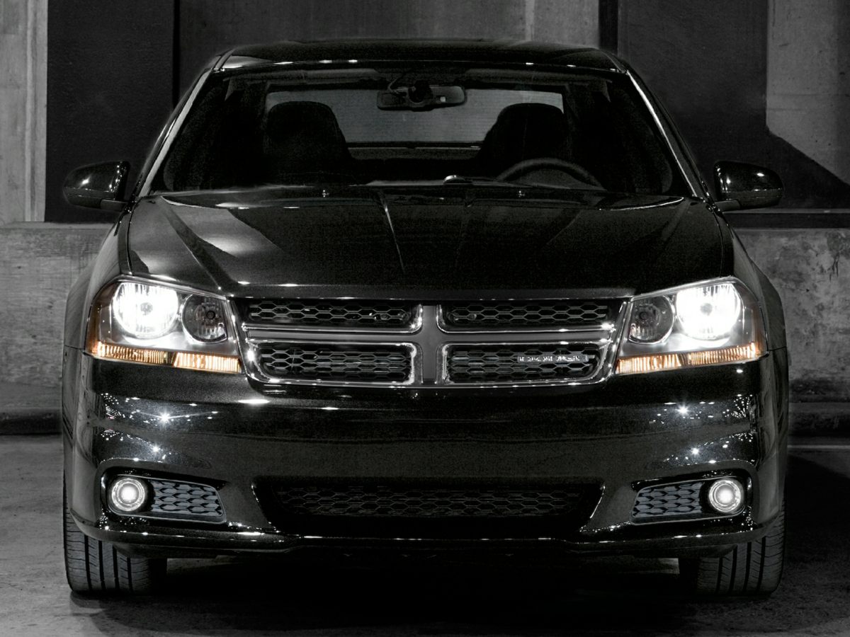 2014 Dodge Avenger SXT's photo