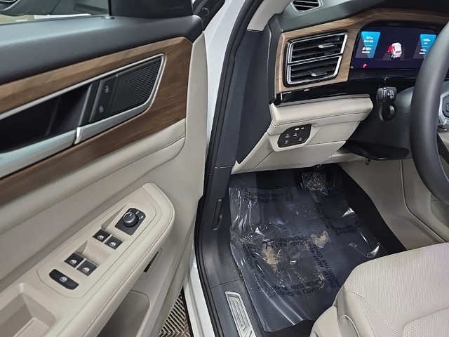 2024 Volkswagen Atlas SE Technology photo 27