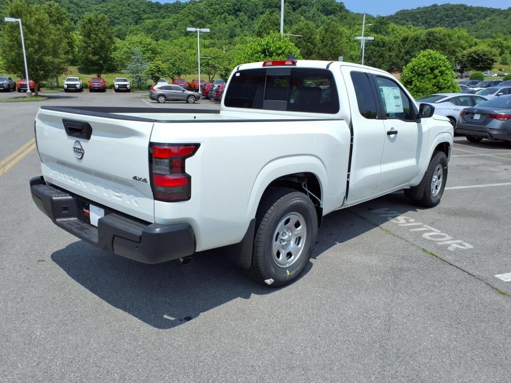 2025 Nissan Frontier King Cab S photo 3