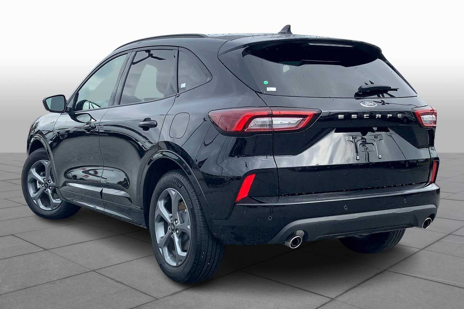 2024 Ford Escape ST-Line photo 10