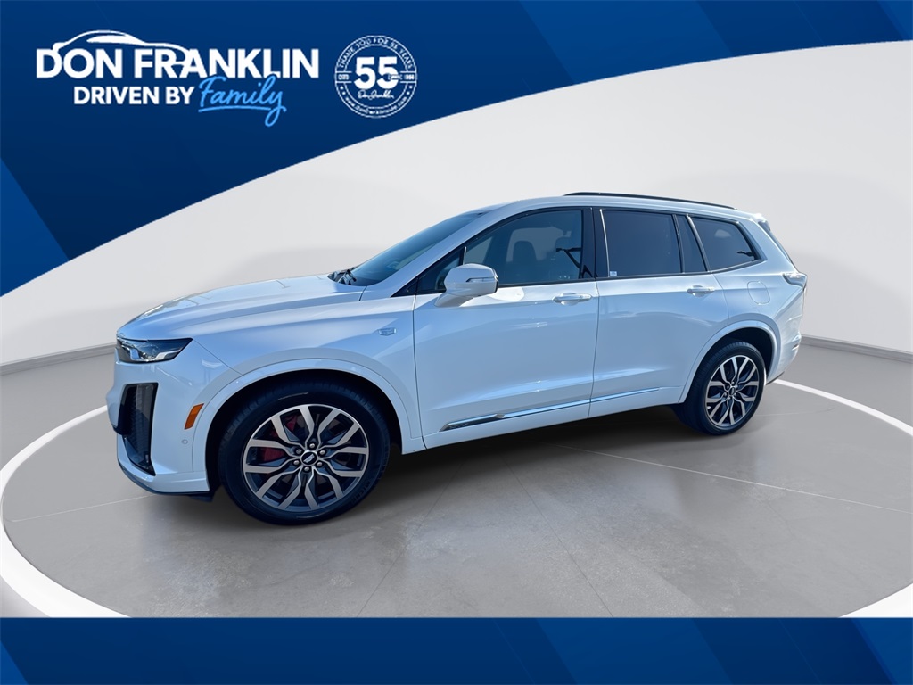 2024 Cadillac XT6 Sport's photo