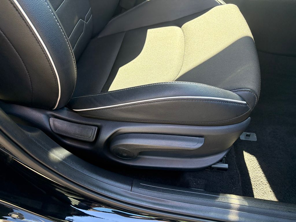 2024 Kia Forte GT-Line photo 23